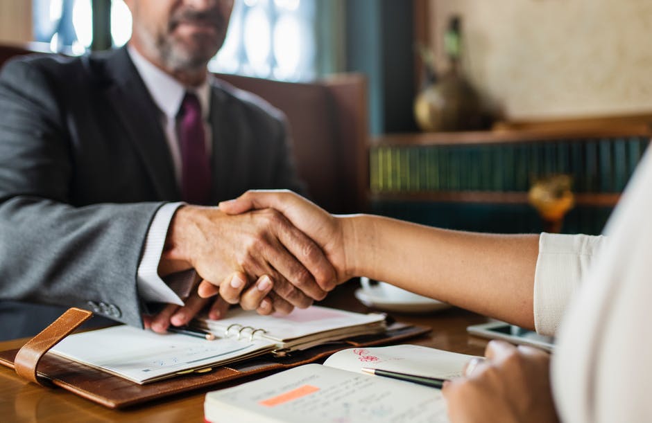 Common Mistakes to Avoid When Hiring a Real Estate Lawyer in London, Ontario